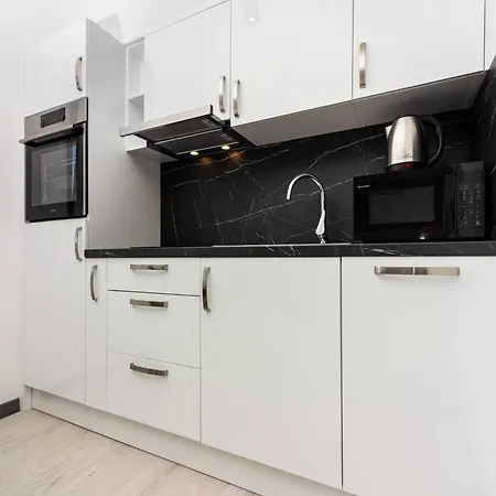 Apartment Modern With Private Balcony - One Bedroom