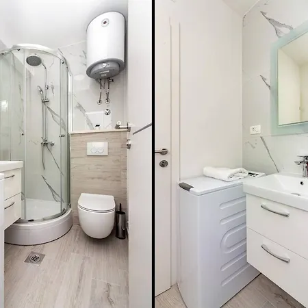 Modern With Private Balcony - One Bedroom Kastela